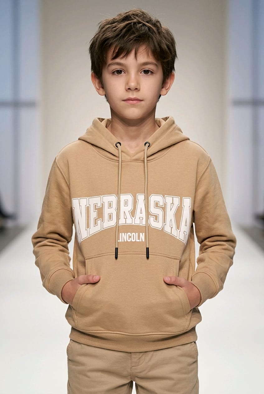 Buso Niño Con Capucha.