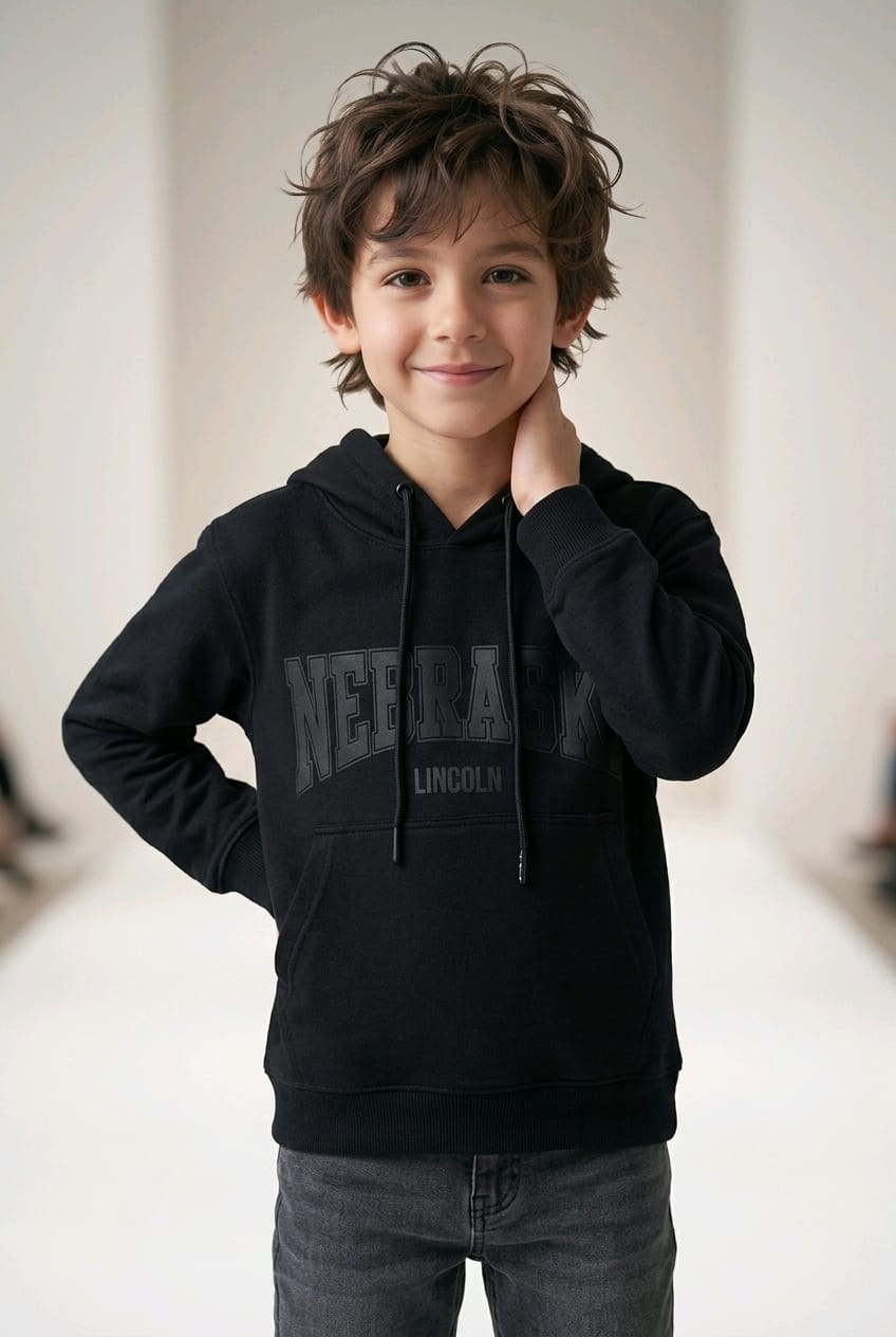 Buso Niño Con Capucha.